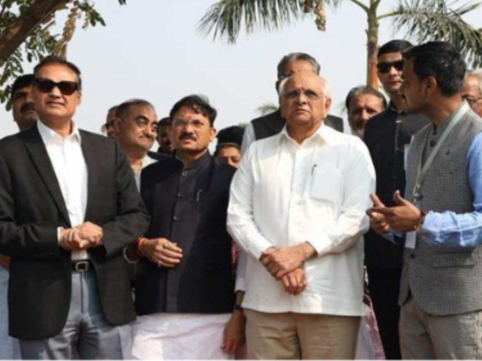 Dignitary visit to Agriown project site